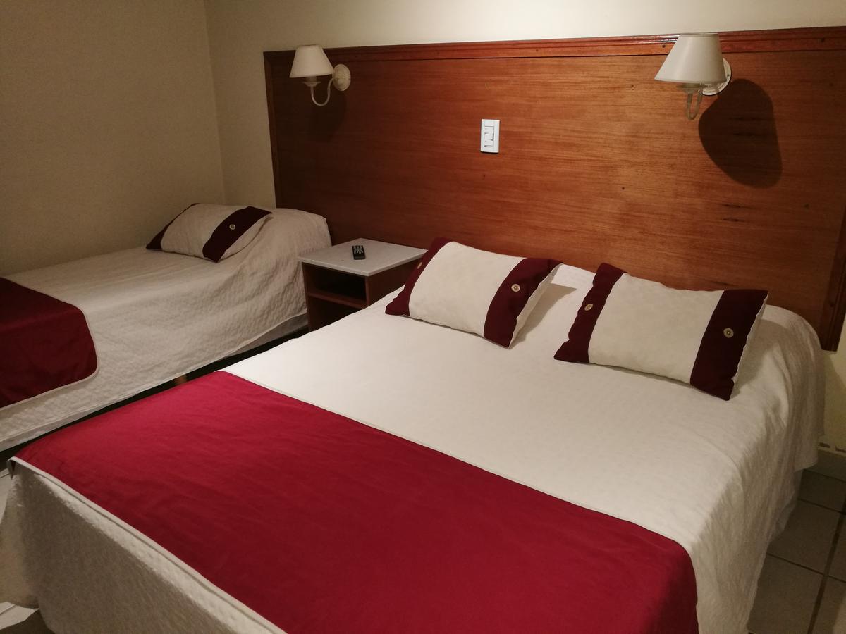 Hotel Francia Tandil Luaran gambar